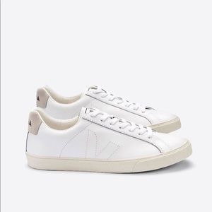 Veja Esplar white sneakers US7/EUR38